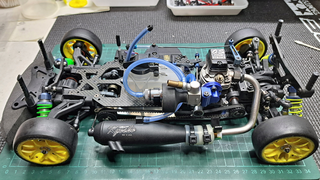 京商 1/10 V-ONE RRR 組み立て完成済みエンジンカー エンジン