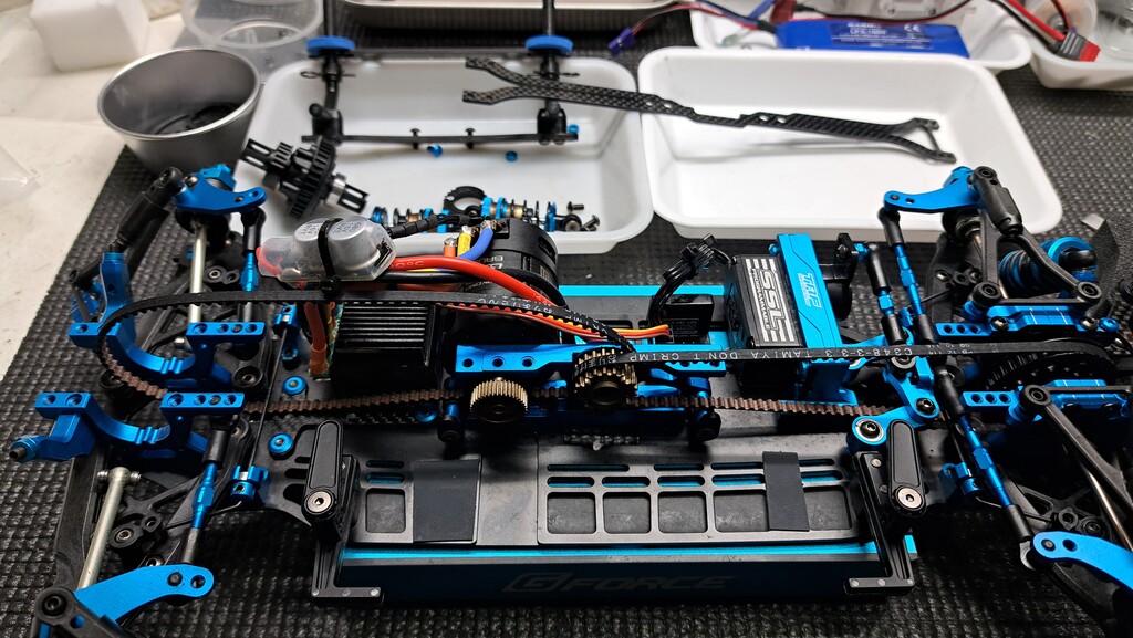 しにつか　取引 タミヤ「TRF421X」初めてのメンテナンス : プラドの趣味のDiary