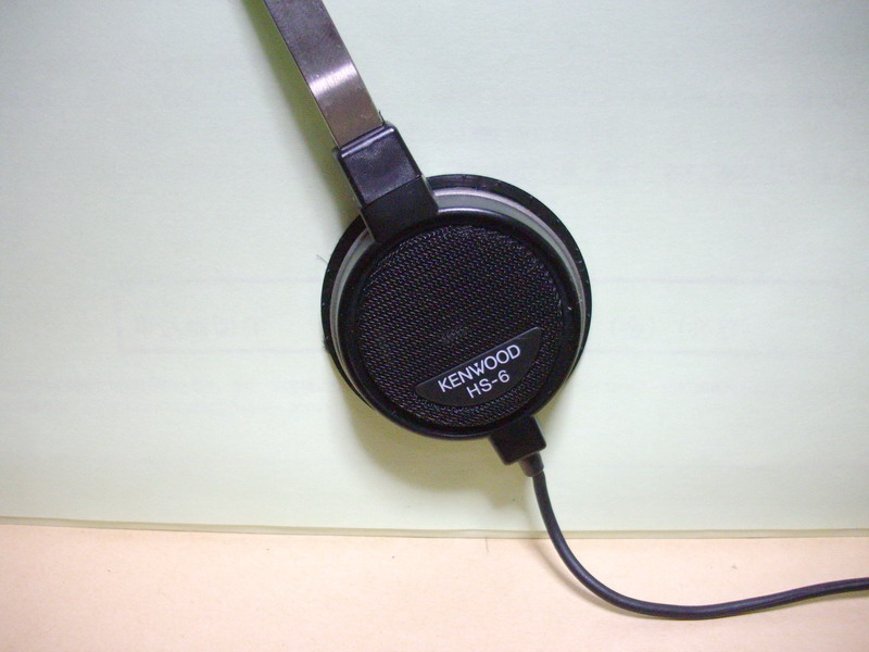 ケンウッド通信用軽量ヘッドホン「HS－6」の復活 : 4.75cm/sec