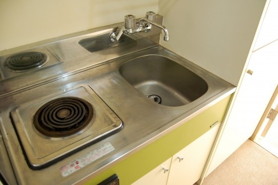 「とんでもないキッチン」が見つかる。なんやこれ。こんなん調理できんやろがい。 : なんJですの