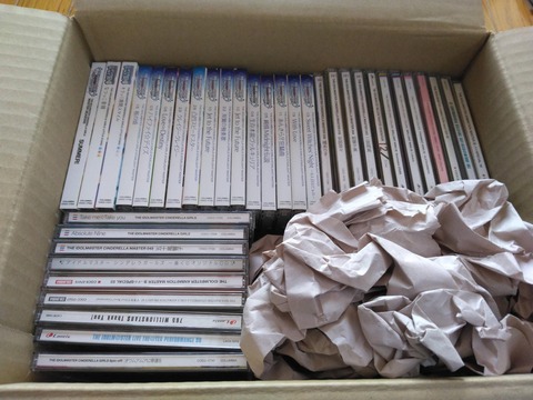 【朗報】ワイ、アイドルマスターのCDを大量買いしてしまう！ : なんJですの