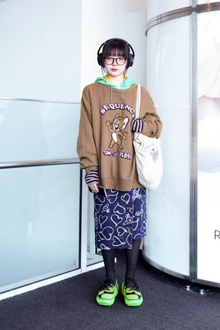 【超朗報】お前らのドンピシャタイプなオシャレ女子、渋谷で激写される : なんJですの