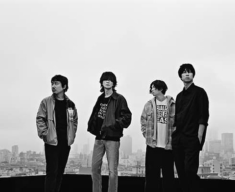 ミスチルの後ろ3人！スピッツの後ろ3人！BUMPの後ろ3人！ : なんJですの