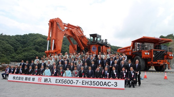 【画像】お客さん「はぁ、、納車式ですか？まあこんな感じでしょ」 : なんJですの