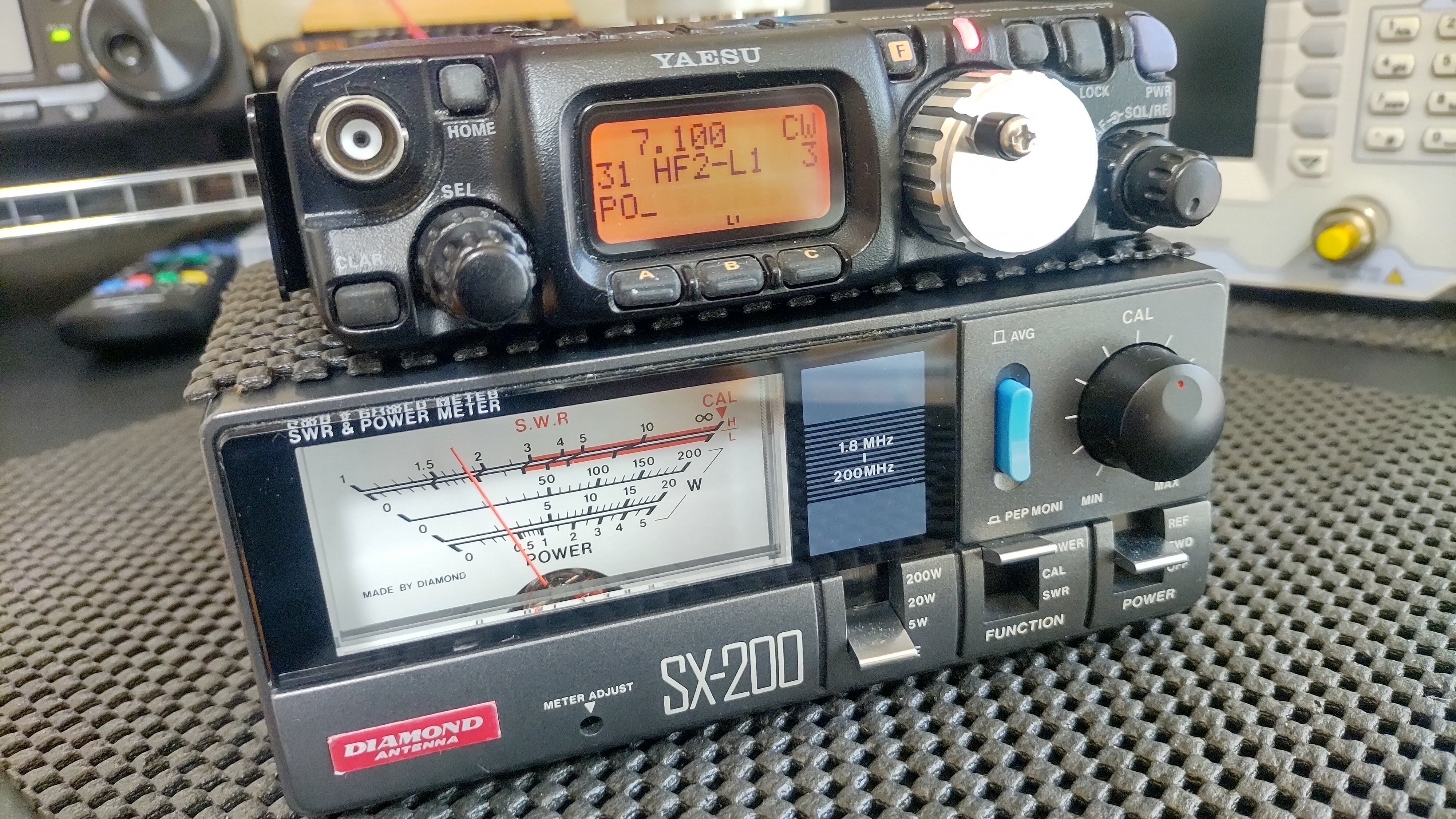 FT-817 （ファイナル元気です）　CWナローフィルターも内臓 FT-817 （ファイナル元気です） CWナローフィルターも内臓