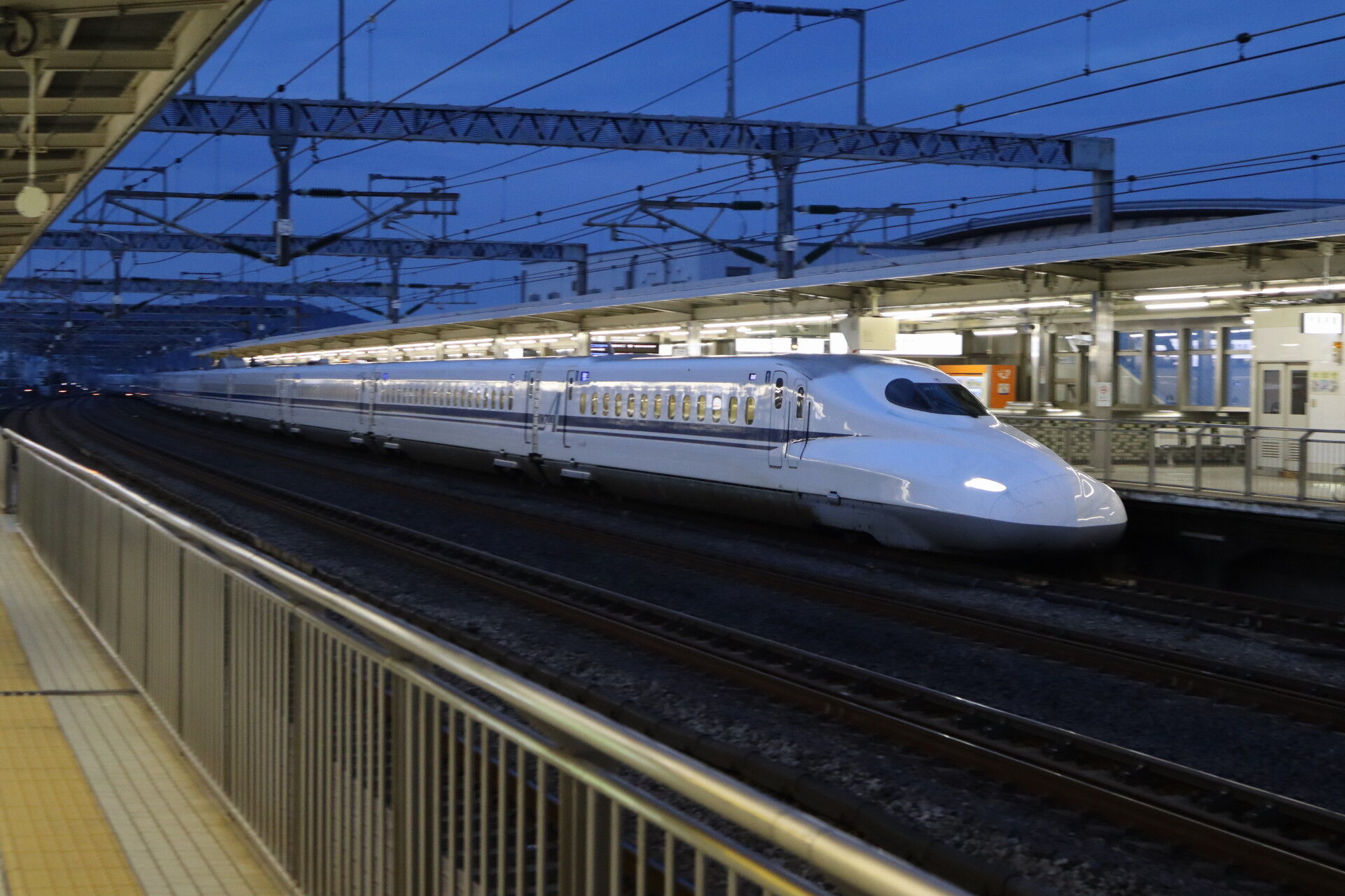 かけてみよう 公衆電話 新幹線から天気予報を問い合わせる 休日自衛隊ライブドア基地 Jhsdf Livedoor Base かけてみよう 公衆電話 新幹線から天気予報を問い合わせる 休日自衛隊ライブドア基地 Jhsdf Livedoor Base