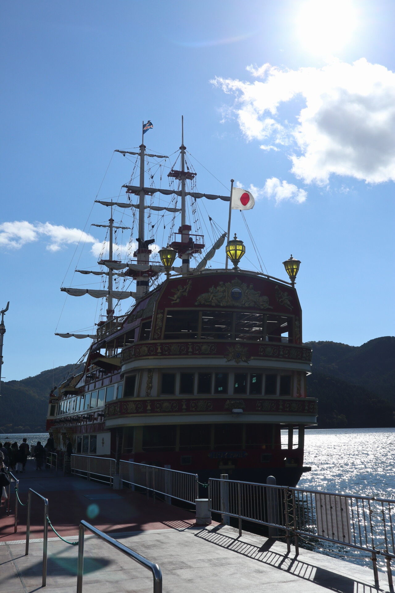 箱根ゴールデンコース 箱根海賊船 芦ノ湖をゆけ 休日自衛隊ライブドア基地 Jhsdf Livedoor Base 箱根ゴールデンコース 箱根海賊船 芦ノ湖をゆけ 休日自衛隊ライブドア基地 Jhsdf Livedoor Base