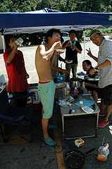 04