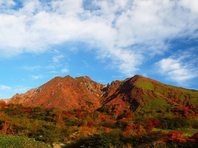 紅葉 10月初旬 那須岳 主峰茶臼岳 栃木県 Japan007 全国撮影スポット 撮影ポイントガイド 紅葉 10月初旬 那須岳 主峰茶臼岳 栃木県 Japan007 全国撮影スポット 撮影ポイントガイド