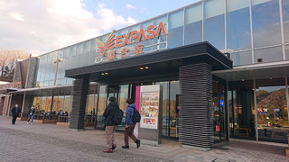 v9