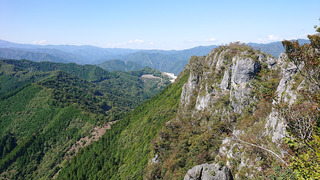 t10