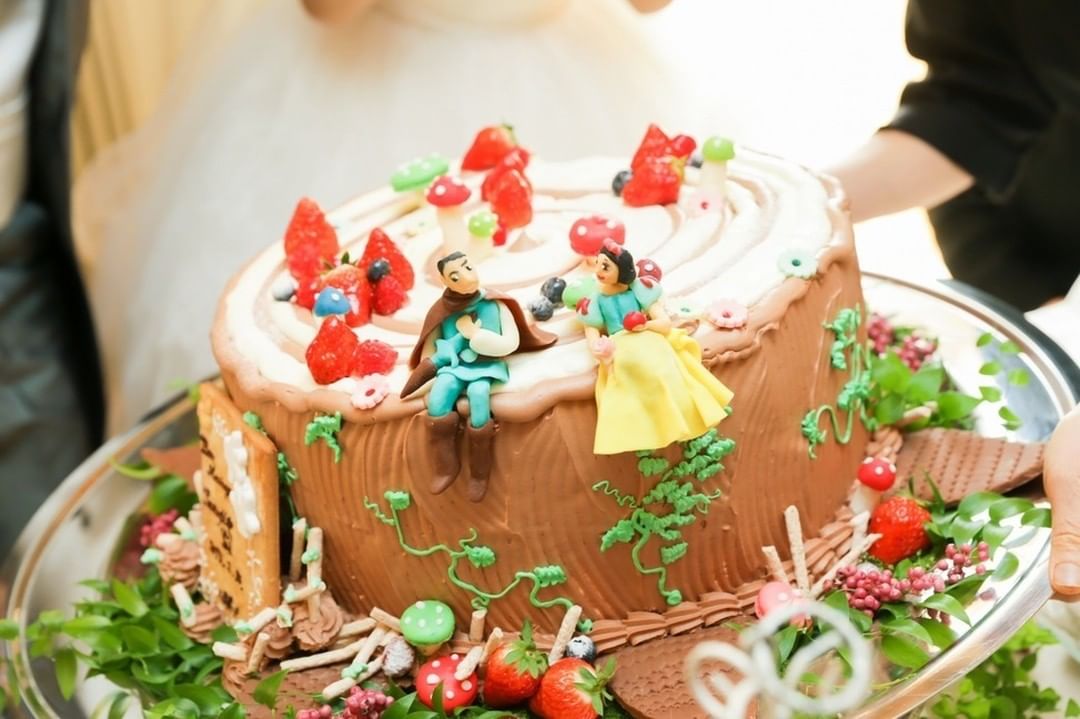 結婚式で白雪姫をテーマにするなら りんごが旬の秋婚冬婚がおすすめ 結婚式情報大学