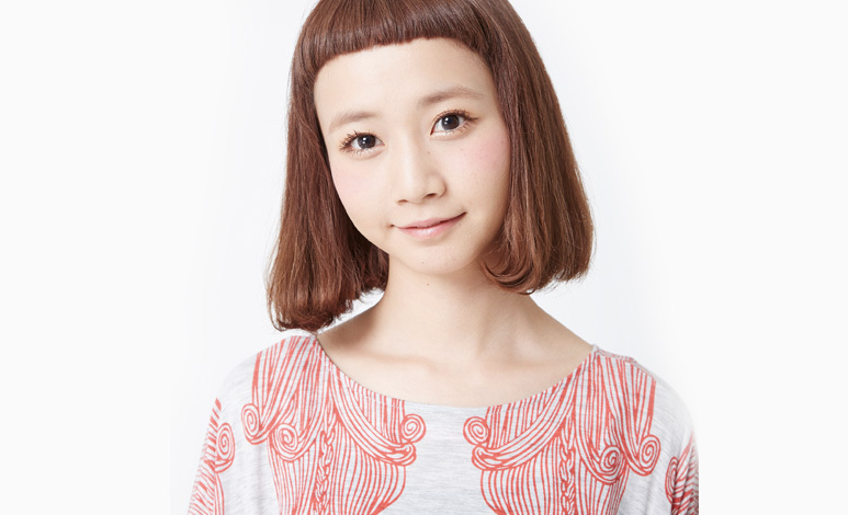 トレードマーク 前髪切りすぎた 三戸なつめ 30歳の現在 芸能 ニュース 気になるトレンドまとめチャンネル