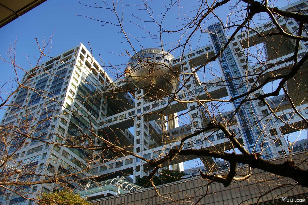 【芸能】フジHDの緊急取締役会に何が!?