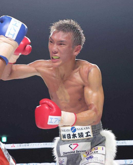 【ボクシング】ルイス・ネリ再起戦勝利！亀田を7回TKOで圧倒！