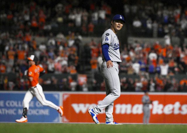 【MLB】山本由伸、ほぼノーノーで負けるとかいう地獄絵図w