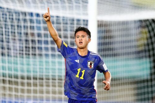 【サッカー】日本の18歳、フランスで衝撃デビュー弾！天才すぎだろｗ