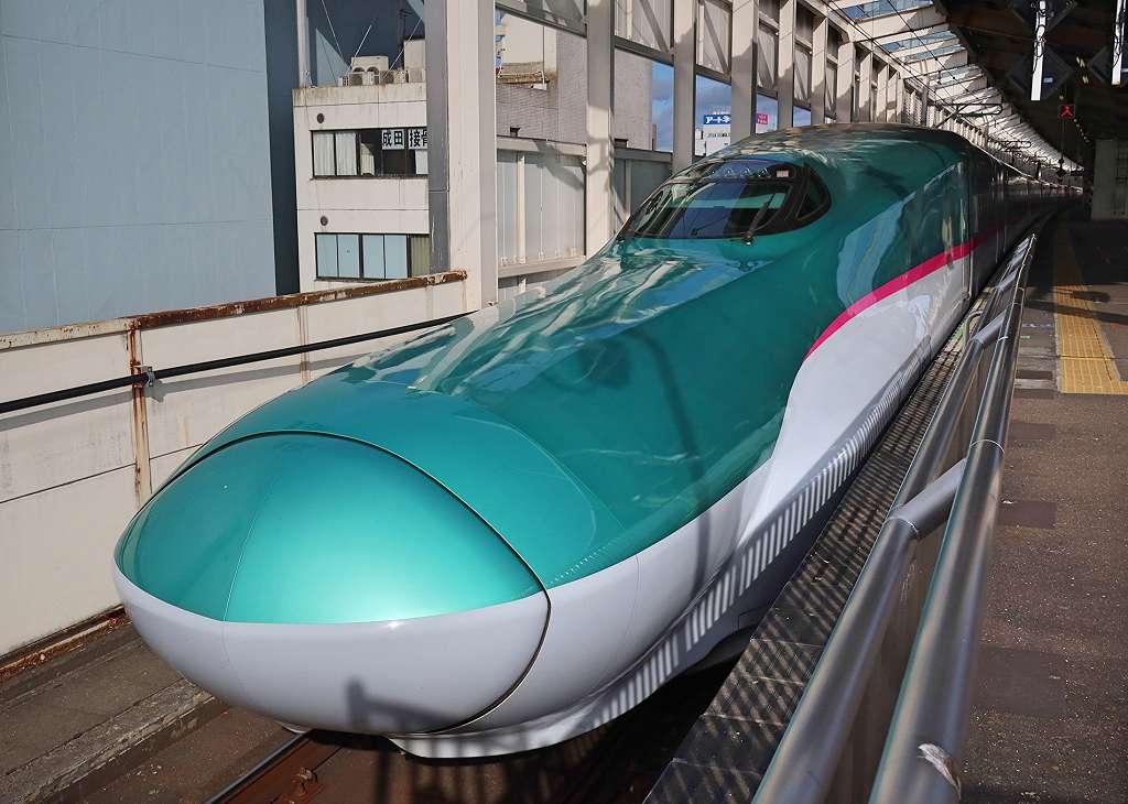 【速報】東北新幹線が運転見合わせ！旅行客＆出張勢、大混乱!また・・・