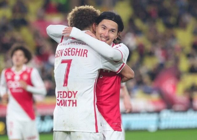 【サッカー】南野拓実、神ボレー炸裂！モナコ歴史的大勝ww
