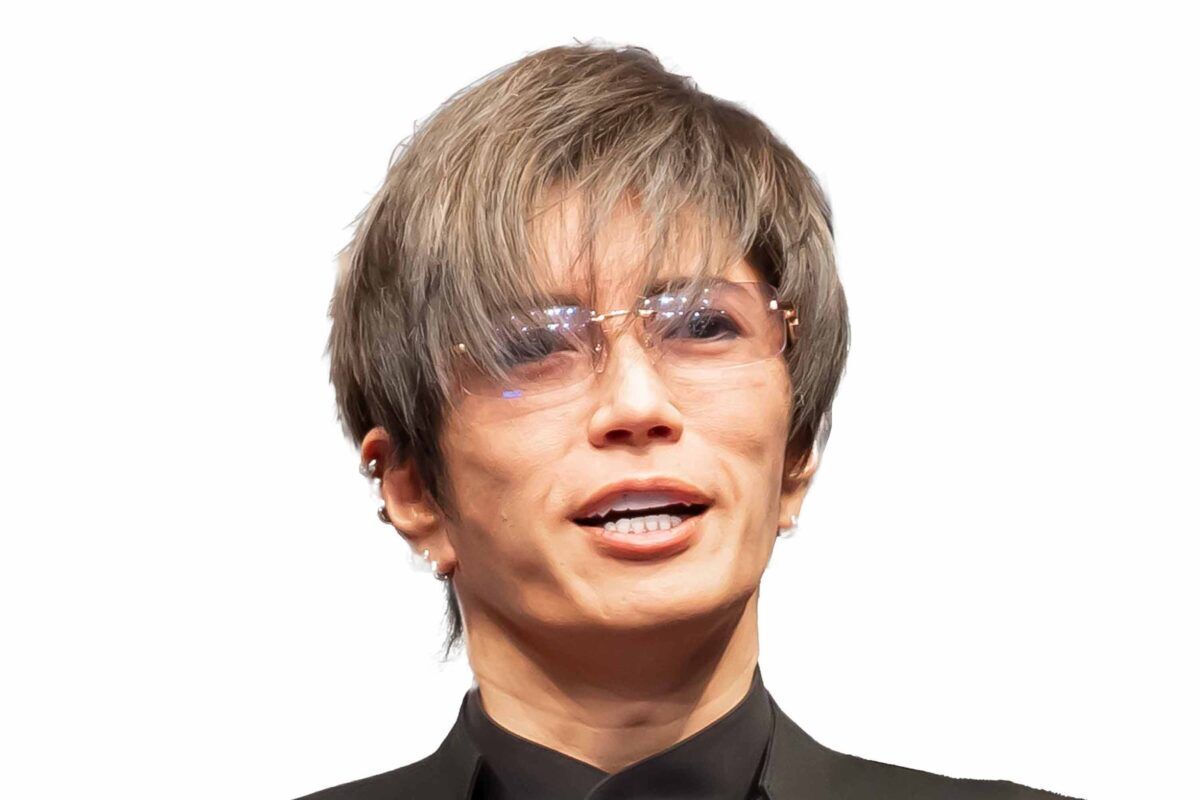 【芸能】GACKT、豪邸建設中！土地がまさかのサッカー場サイズ!?