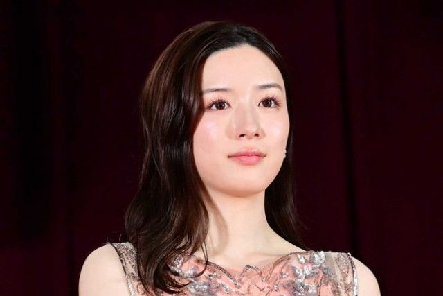 【芸能】永野芽郁、文春砲でプラダCM終了て泣けるわ…