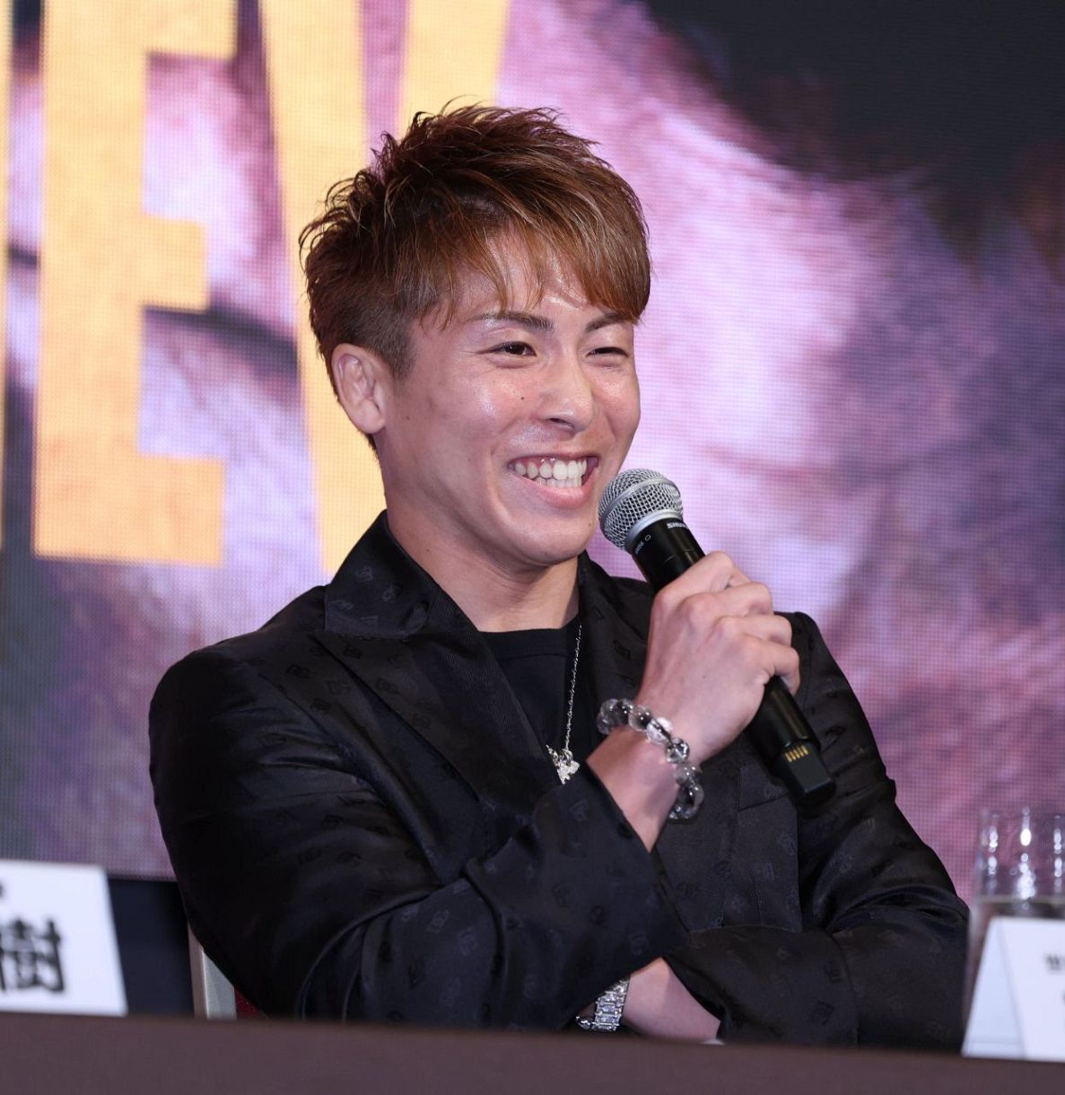 【衝撃】井上尚弥のローソンで9万円会計に「俺の手取りやん」と騒然