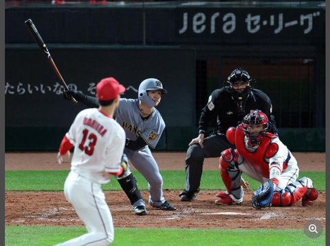 【悲報】広島、あと1球から3点差ひっくり返されるｗｗｗ