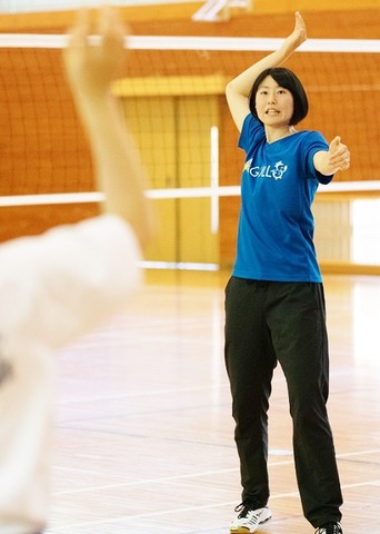 25②
