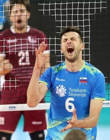 mitja-gasparini-d6400d2f-4ac8-4712-88ea-30a45756155-resize-750