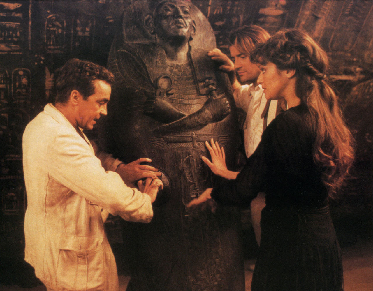 ハムナプトラ失われた砂漠の都 1999年のcgの飛躍的進化 Vfx元年の画期的な映像によって それまで観たこともない壮大な紀元前のエジプトを再現され 観る者を圧倒した 燃えよ 映画論