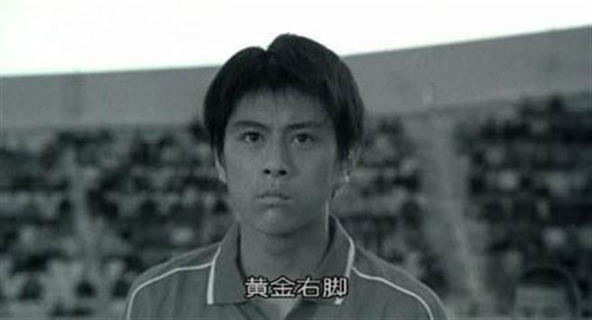 小林サッカー それまでダメダメだった香港コメディ映画界に革命 センス無しドタバタ インチキ脚本無し映画から Cg処理でアニメ キャプテン翼 顔負け爆笑映画が誕生した 燃えよ 映画論 小林サッカー それまでダメダメだった香港コメディ映画界に革命 センス無しドタバタ インチキ脚本無し映画から Cg処理でアニメ キャプテン翼 顔負け爆笑映画が誕生した 燃えよ 映画論