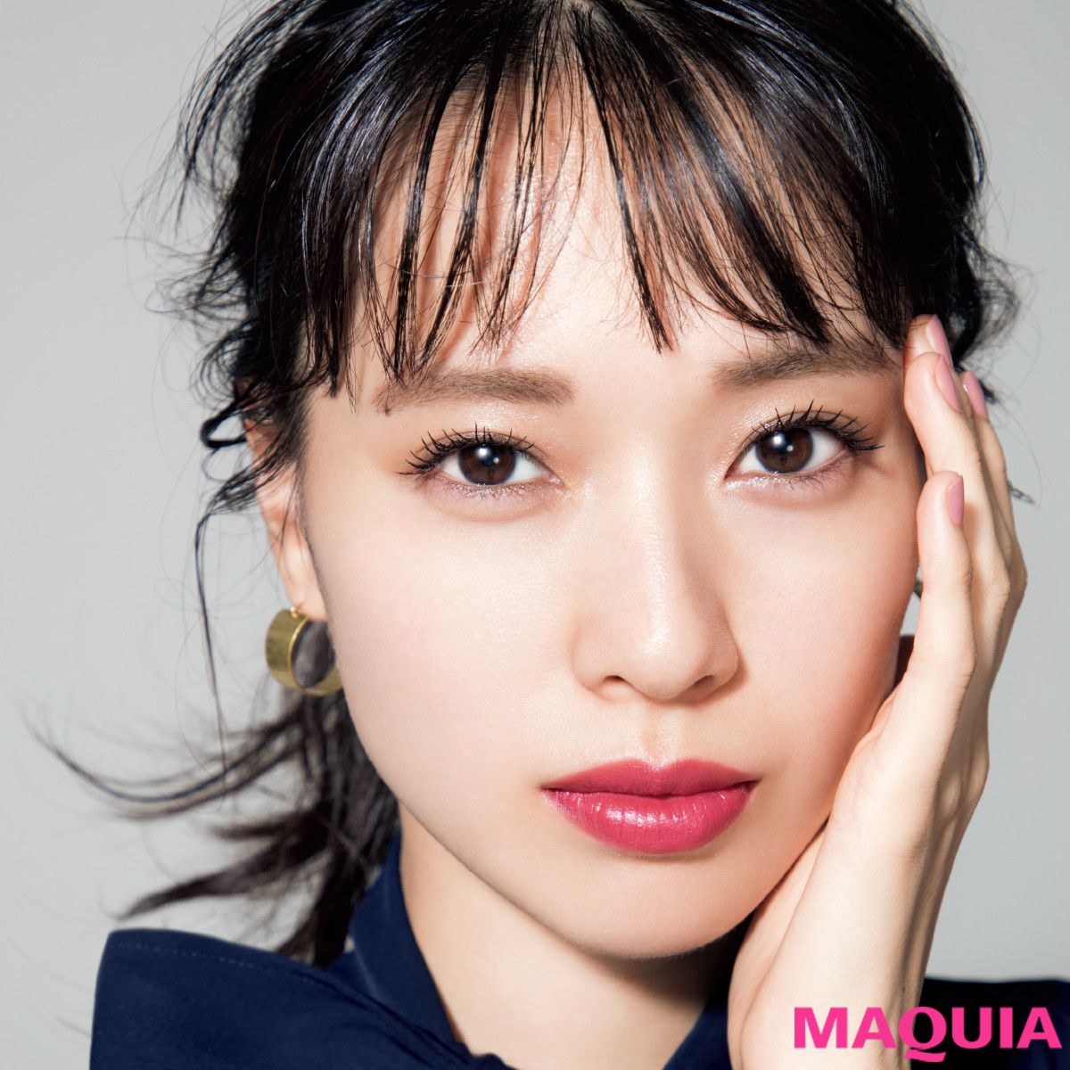 幸せオーラ 戸田恵梨香さん 新婚で幸せオーラが全開 魅惑のセクシー黒ドレス タレントあんてな 幸せオーラ 戸田恵梨香さん 新婚で幸せオーラが全開 魅惑のセクシー黒ドレス タレントあんてな