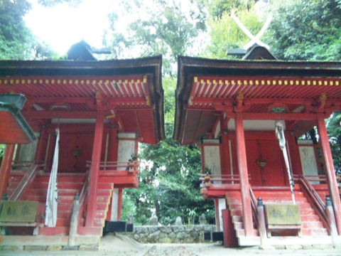 白山神社と春日神社