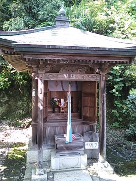 宝厳寺 雨宝堂
