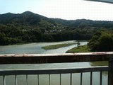 川