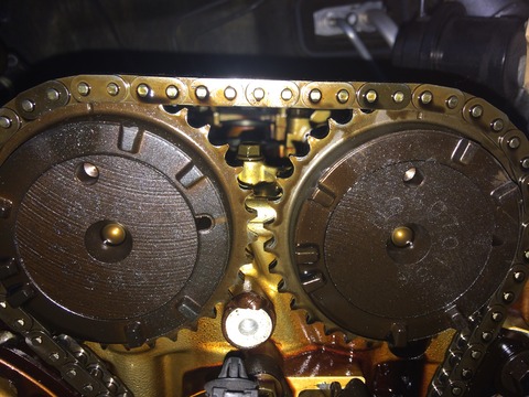 ジムニーJB23 K6A_タイミングチェーンコマ位置1