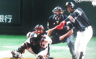 MVP¤ò·è¤á¤¿¥Ç¥¹¥Ñ¥¤¥Í¤Î3¥é¥ó