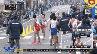 Gif 全国男子駅伝の大阪さん 岩手チームの襷をまさかの横取りダッシュwww マラソン速報 Gif 全国男子駅伝の大阪さん 岩手チームの襷をまさかの横取りダッシュwww マラソン速報