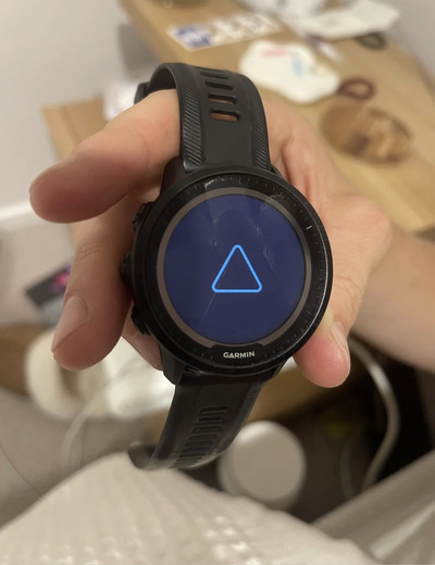 CE414EAD-ECF3-4F5F-BDA5-0C79E5672B92