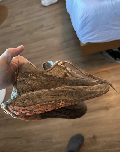 EFF598AA-5A5E-4ECB-B891-BBF92DEFFD3E