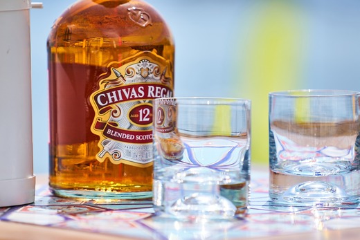 7FA76939-C92E-4395-B5F2-81FC6ADD2E6F