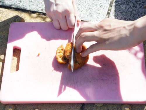 メンチ　メンチニキ　依頼　深田えいみ　セクシー女優　ベッドに関連した画像-01