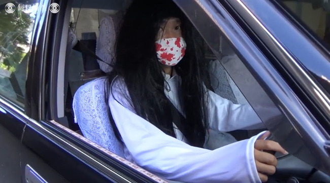 タクシーをお化け屋敷風に装飾した 霊感タクシー が話題に 怖すぎて乗れねえし運転手さんもヤベエエエエ オレ的ゲーム速報 刃