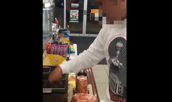 コンビニ　おでん　おでんツンツン男　豊嶋悠輔に関連した画像-01