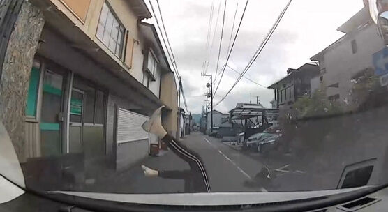 ��ž�� ��ư�� �ɥ�쥳 ʪ�� ����ƻϩ ���� ������ �Ἲ ���Τ˴�Ϣ��������-05