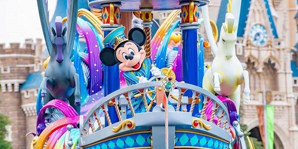 東京ディズニーランド TDL パレード 乱入 逮捕 事件 不審者 中断に関連した画像-01