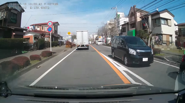 白バイ トラック 動画に関連した画像-02