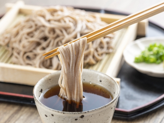 そば　めんつゆ　蕎麦　使いまわし　ワサビ　店主に関連した画像-01