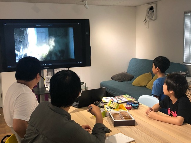 小学2年生の息子が 仮面ライダーは幼児向けとバカにされた 見返してやる と憤慨 とある方法で息子を納得させる話が泣ける W オレ的ゲーム速報 刃 小学2年生の息子が 仮面ライダーは幼児向けとバカにされた 見返してやる と憤慨 とある方法で息子を納得させる話が泣ける W オレ的ゲーム速報 刃