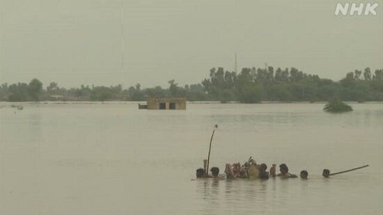 パキスタン　死者　1000人　大洪水　国土　3分の1　史上最悪　気候災害　シェリー・レーマン気候変動相　シャバズ・シャリフ首相　新型コロナに関連した画像-01